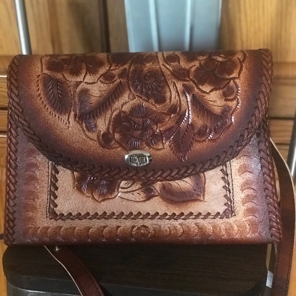 Leather bag
